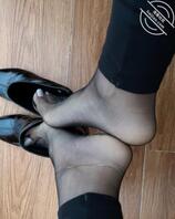 秀足-黑色丝袜，美足2