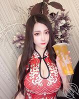 雪乳正妹“桃桃儿”火辣比基尼好养眼！“白皙E杯”连旗袍都撑起来！2